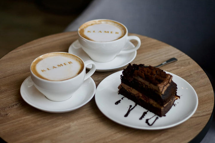 KLAMER elektrischer Milchaufschäumer, Milchaufschäumer elektrisch (250/500 ML), heisser und kalter M