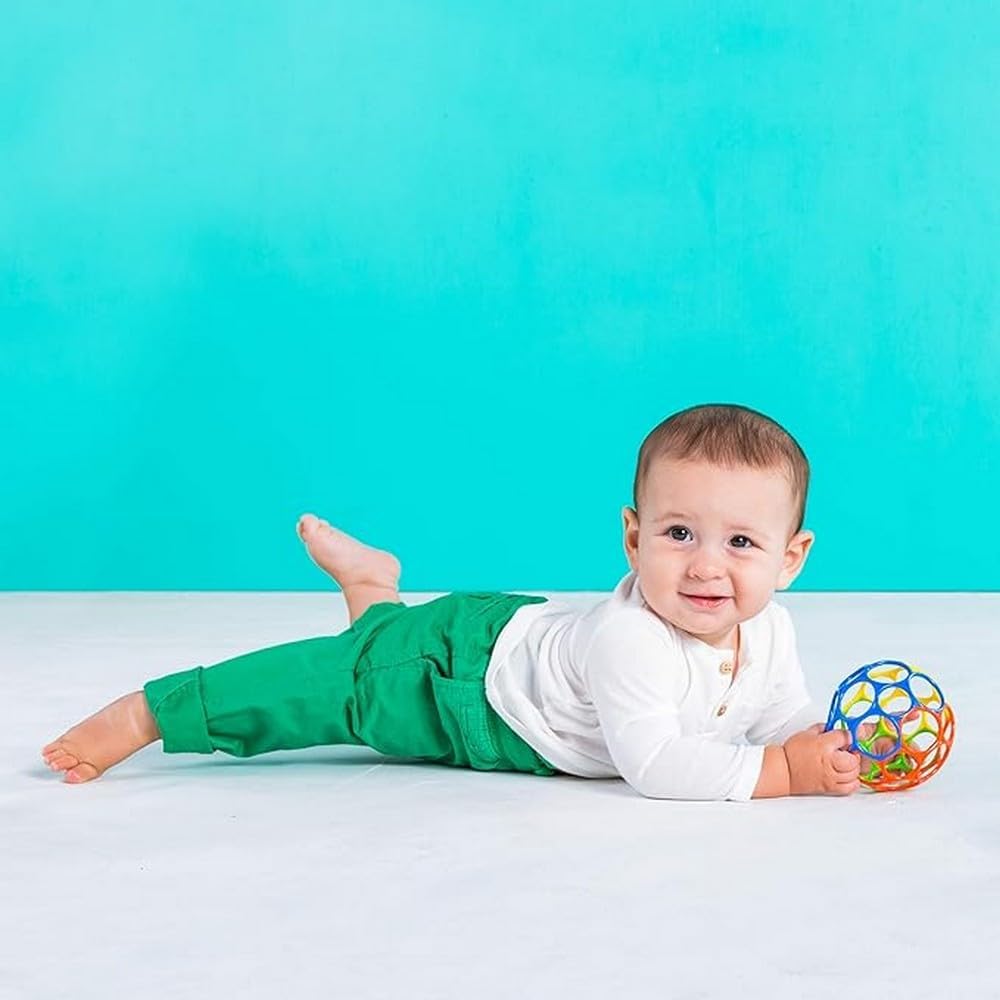 Bieco Motorikball für Babys ab 6 Monate | Greifball und Beissring mit Rassel & Bright Starts, Oball