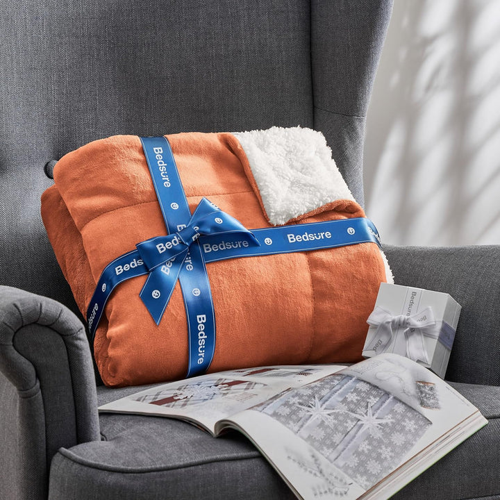 BEDSURE Kuscheldecke Flauschig Orange Sofaüberwurf Decke Sofa Klein als Couchdecke Überwurf und Wohn