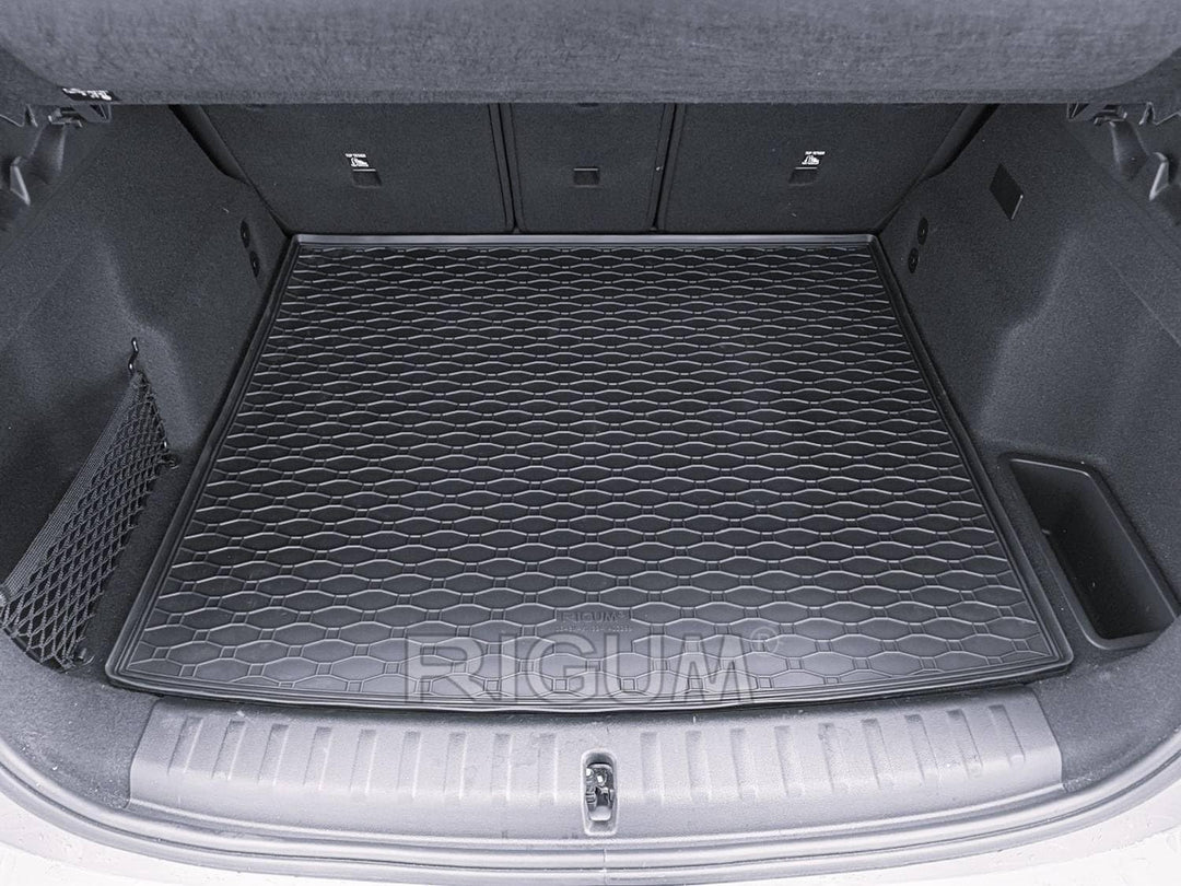 AZUGA Gummi Kofferraummatte mit erhöhtem Rand passend für BMW X1 (U11)/iX1 ab 10/2022 (mit verschieb