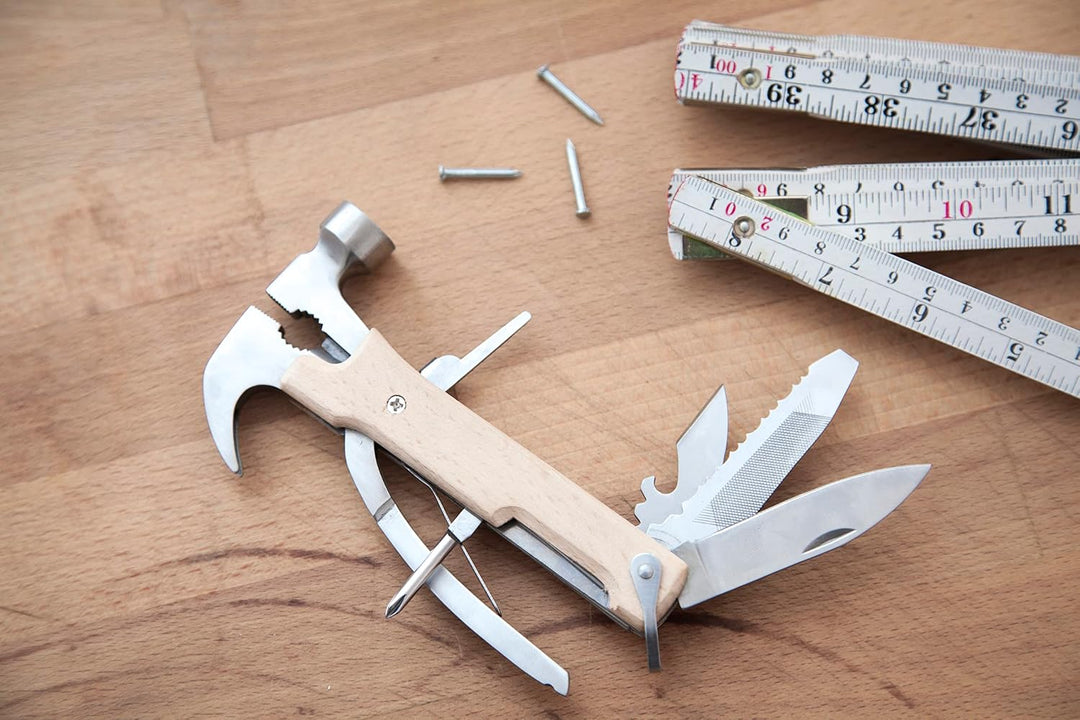 Kikkerland Multifunktionswerkzeug Holz "Hammer Tool", CD502-W Weisser Holzhammer, Weisser Holzhammer