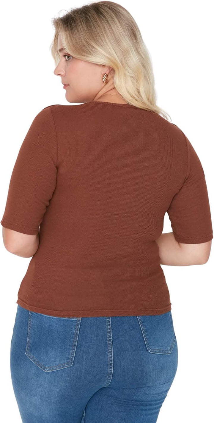 Trendyol Damen Bluse, schmal, figurbetont, Rundhalsausschnitt, Strick, Übergrösse Hemd 4XL Braun, 4X
