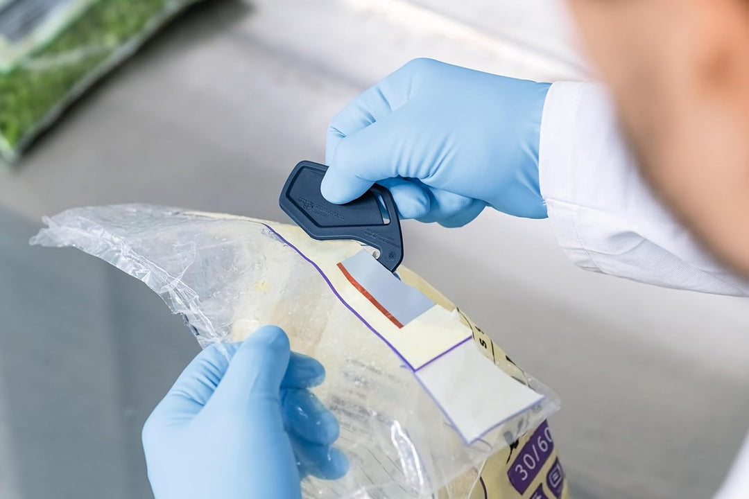 MARTOR Sicherheitsmesser, Verdeckte Klinge, SECUMAX POLYCUT, Metalldetektierbar (MDP), Profi Cutterm