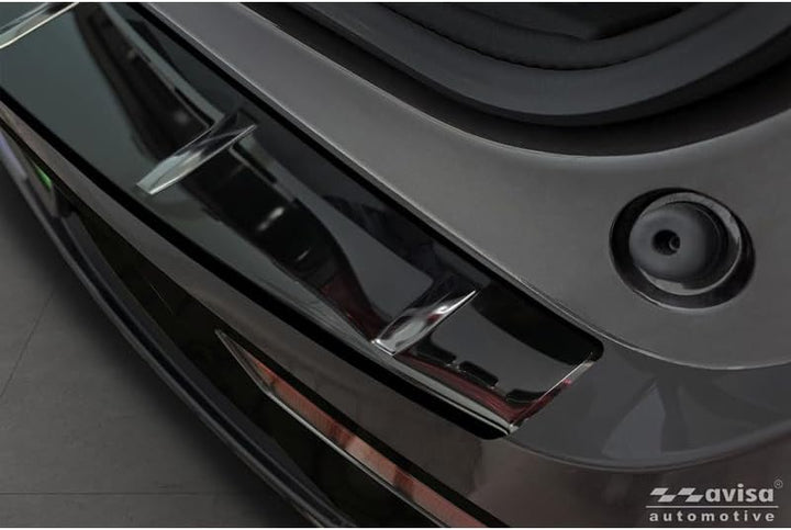 Avisa Spiegelschwarz Edelstahl Heckstossstangenschutz kompatibel mit Volvo EX90 2022- 'Ribs'