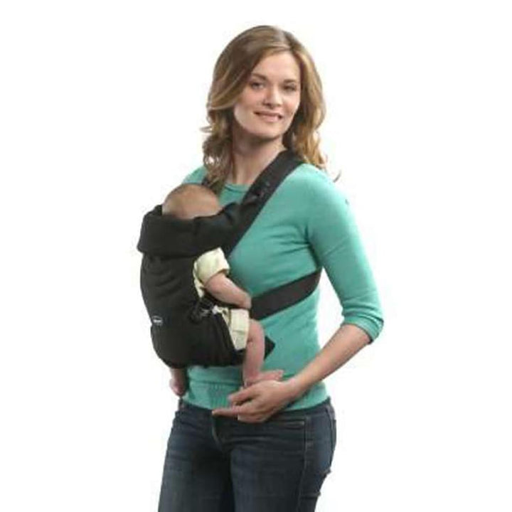 Chicco EasyFit Ergonomische Trage für Babys und Kleinkinder ab der Geburt bis 9 kg, Einfach zu Trage