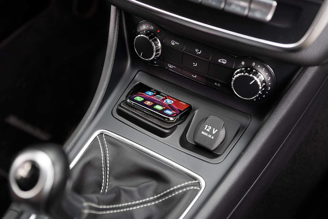 Kabellose Inbay Ladeschale/Ladestation fürs Auto kompatibel mit Mercedes A-Klasse CLA GLA 10W indukt
