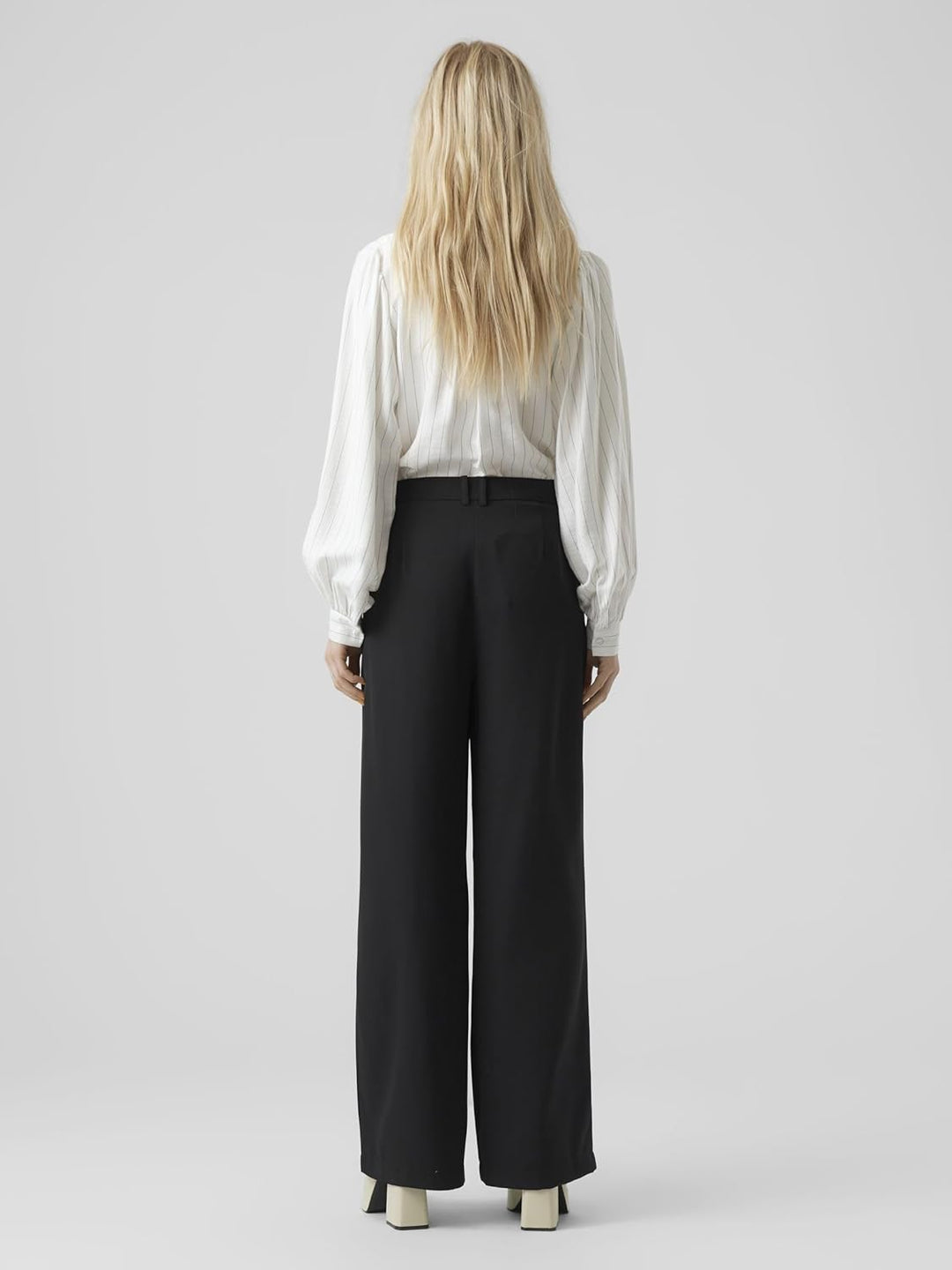 Vero Moda Women's VMLUNADESI MR Wide SOLID Pant Hose, Black, XSW / 30L