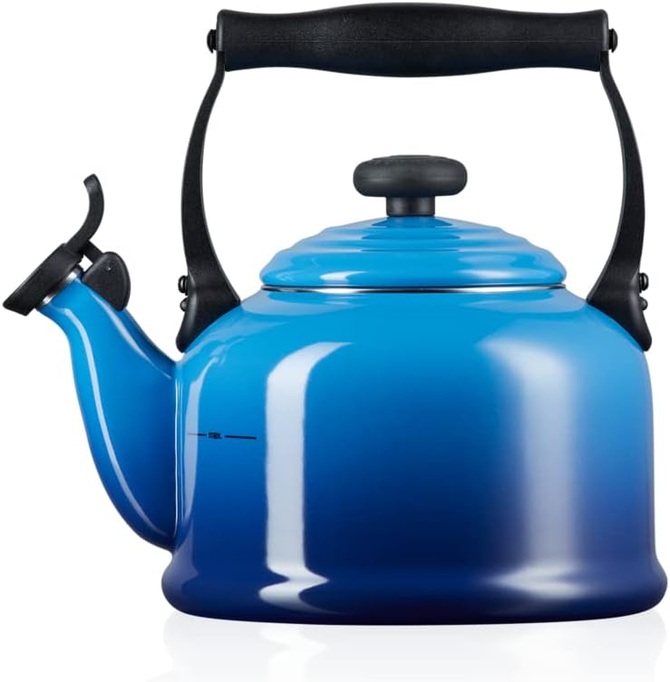 Le Creuset Wasserkessel Tradition, Füllmenge: 2,1 l, Emaillierter Stahl, Azure, 40102022200000, Azur