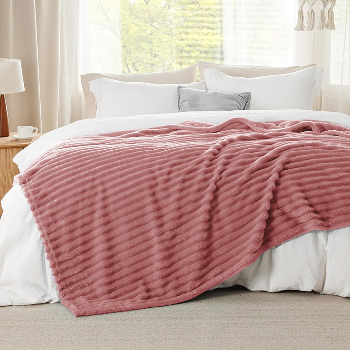 BEDSURE kuscheldecke 220x240 für Zimmer Deko - Tagesdecke, Wolldecke & Fleecedecke, Sofadecke, Weich