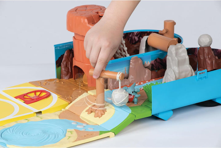 Pokémon PKW2836 - Tragbares Spielset - Wüstenarena, zusammenklappbare Spielwelt mit Pikachu Figur, a