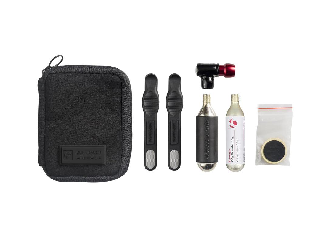 Bontrager Pro Flat Pack Fahrrad Reparaturset inkl. Air Rush Elite CO2 Pumpe schwarz