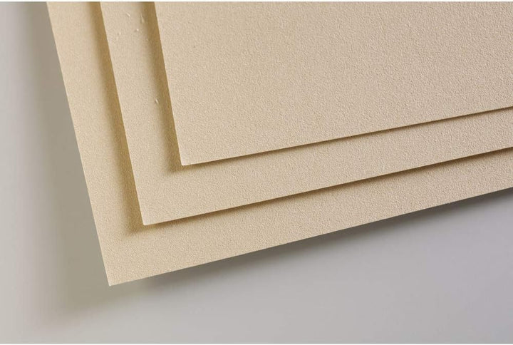 Clairefontaine 96166C Packung (mit 5 Zeichenbögen Pastelmat, 50 x 70 cm, 360 g, ideal für Trockentec