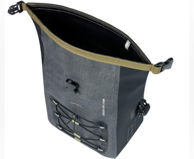 Basil Einzeltasche Navigator Storm Befestigung: Hook-On System | schwarz | Gr??e: M