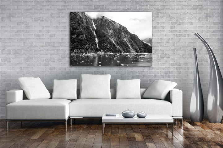 deyoli Tracy Arm Fjord in Alaska Effekt: Schwarz/Weiss im Format: 80x60 als Leinwandbild, Motiv fert