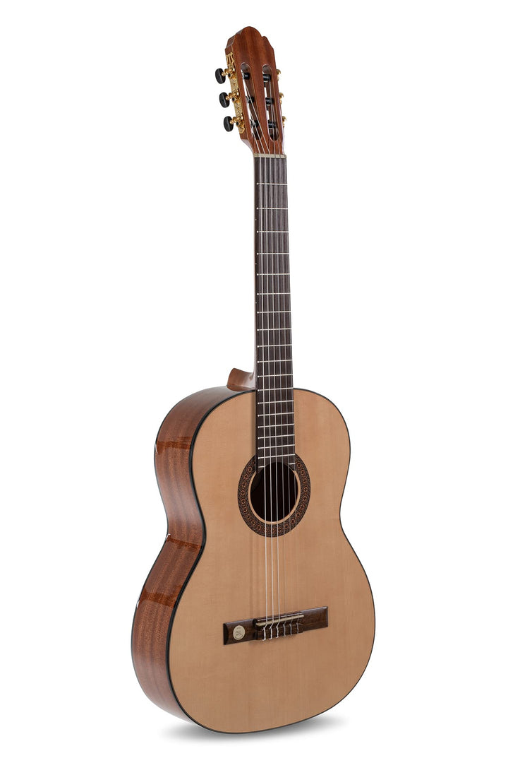 Gewa Konzertgitarre Pro Arte GC210A 4/4 Grösse, Made in Europa, GC210A 4/4