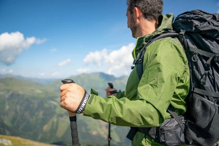 Steinwood Premium Carbon Wanderstöcke - Trekkingstöcke - extra leicht, verstellbar mit Teleskop und