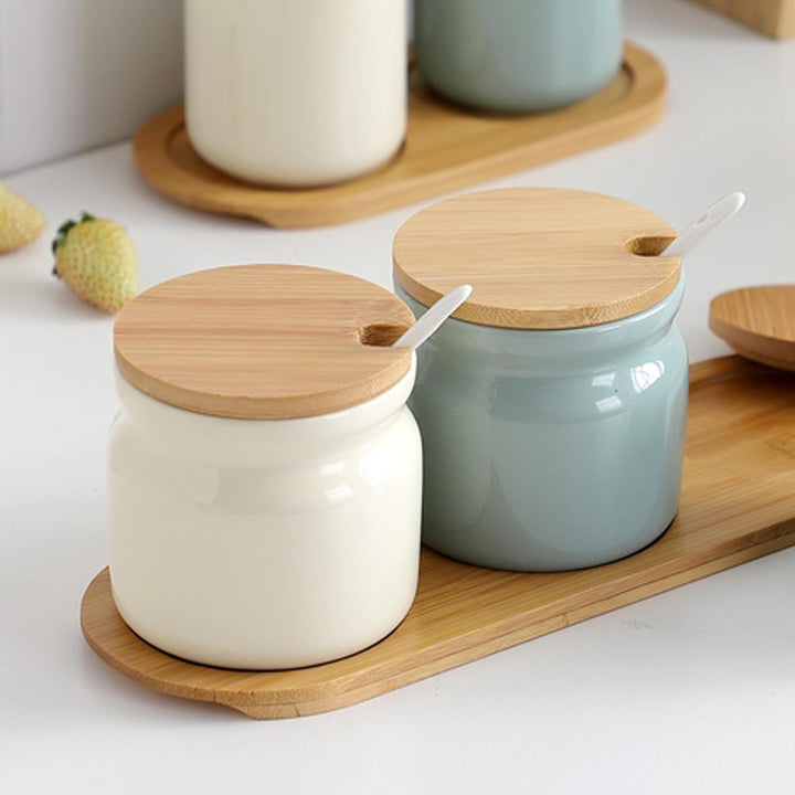 Keramik Gewürzgläser 2er Set, Gewürzbehälter Zuckerdose mit Bambus Deckel Löffel und Tablett, 300 ML