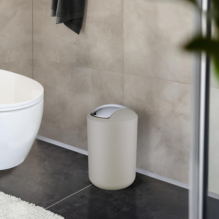 WENKO Kosmetikeimer Mod. Brasil L, 6,5 Liter Bad-Mülleimer mit Schwingdeckel, aus bruchsicherem Kuns