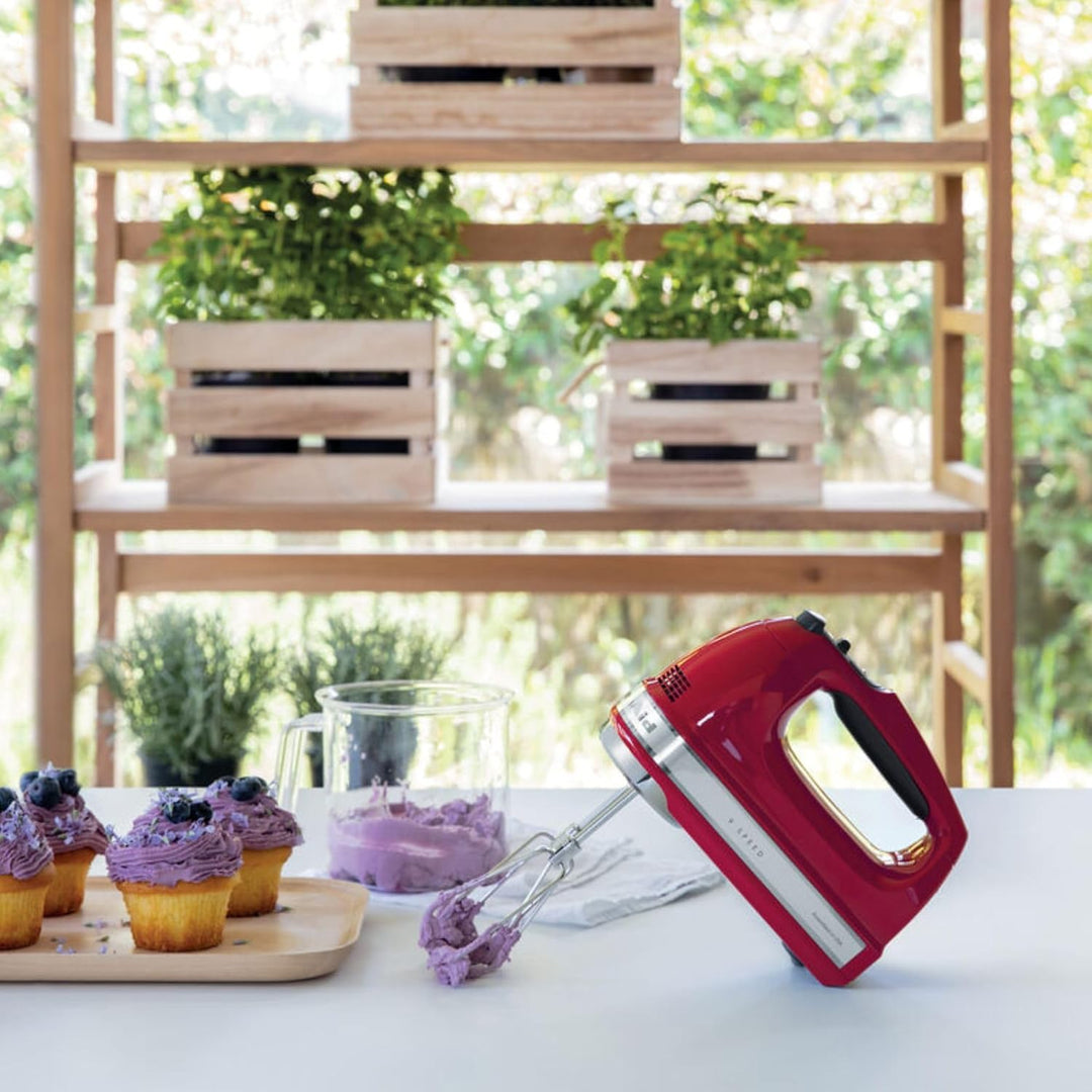KitchenAid Leistungsstarker Handmixer 9 Stufen - Soft-Start und LED-Anzeige - Handrührer mit Edelsta