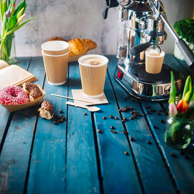 BIOZOYG 500 Stück Riffelbecher To Go Pappbecher aus braunem Kraftkarton I Umweltfreundliche Kaffee T