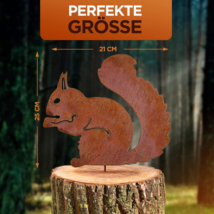 GK Rostiges Eichhörnchen, sitzender Baumstecker, Patina-Dekoration, Höhe 25 cm x Breite 21 cm, Metal