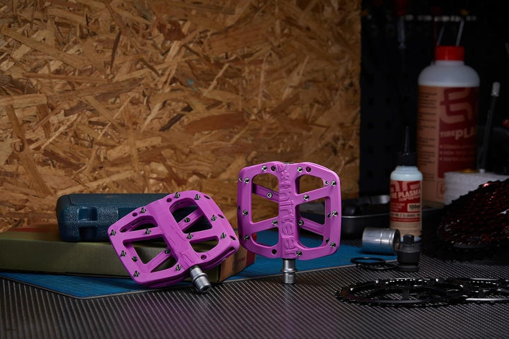 e*thirteen Components Base Flat Pedale Aubergine Einheitsgrösse, Aubergine Einheitsgrösse