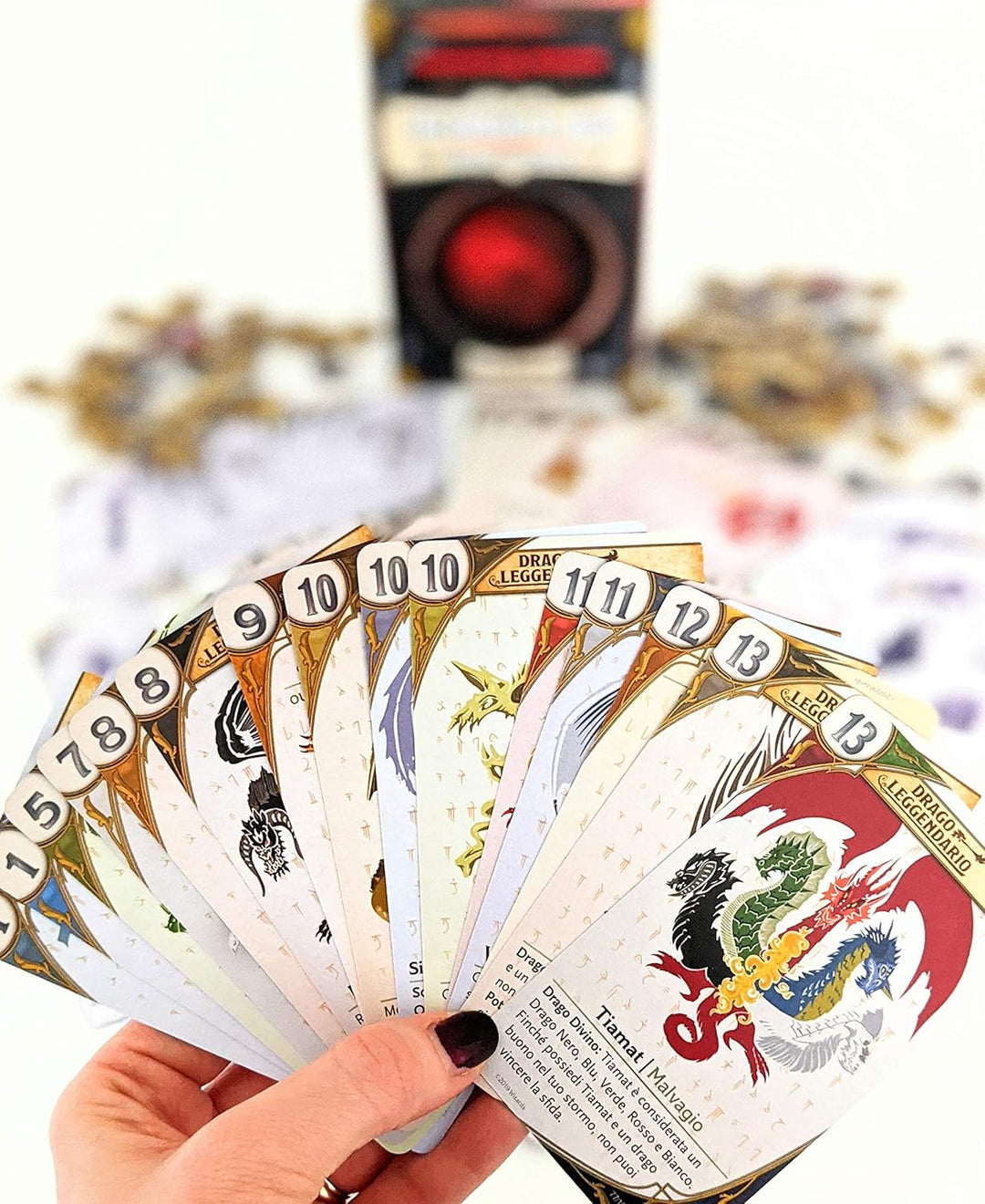 Asmodee - DREI Drachen im Dunkeln: Legendäre Ausgabe, Kartenspiel, Italienische Ausgabe, 4046