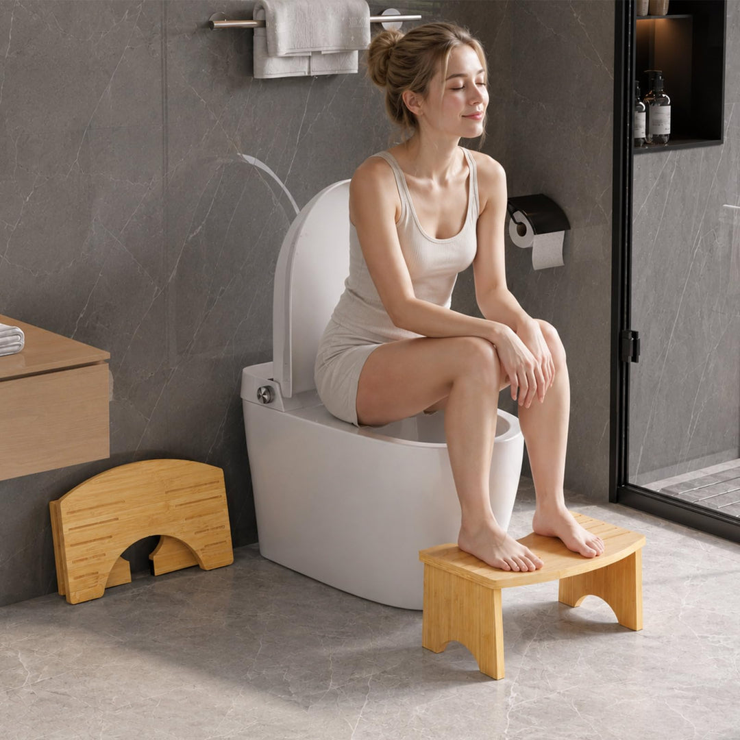 HOOBRO Klappbarer Toilettenhocker aus Bambus, montagefreier Klohocker mit Abflussrillen und Rutschfe