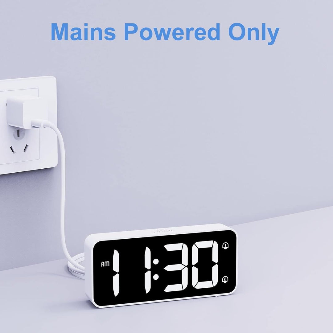 LATEC Wecker Digital, LED Digitaler Wecker mit 2 Alarme Snooze, Digital Uhr mit USB-Ladeanschluss, 0