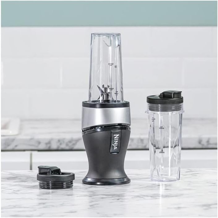 Ninja QB3001EUS Standmixer, 2 Becher, 470 ml, 700 W