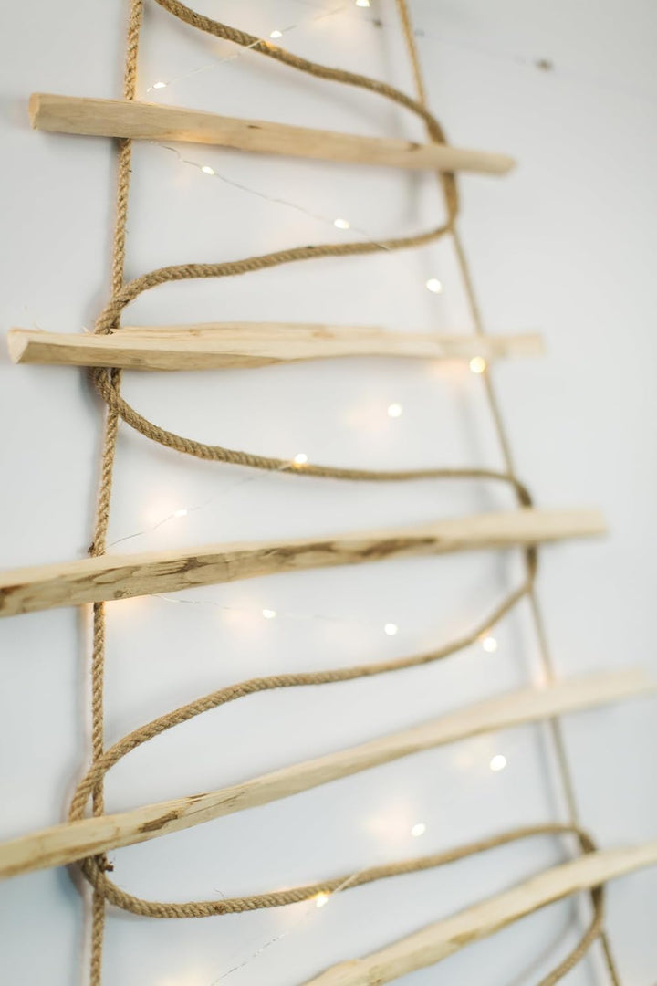 BOGATECO Handgemacht Weihnachtsbaum 95 cm hoch, aus Haselnussholz | Deko Anhänger | mit 200 cm LED-L