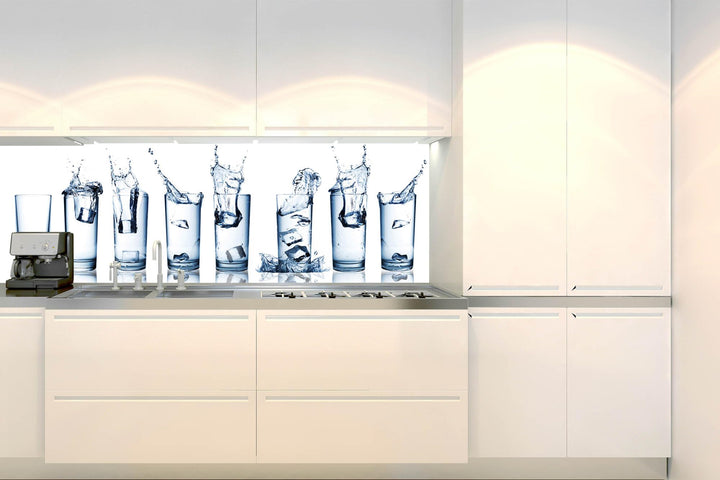 Dimex Küchenrückwand Folie Selbstklebend WASSERSPRITZER IN GLÄSERN 180 x 60 cm | Klebefolie - Dekofo