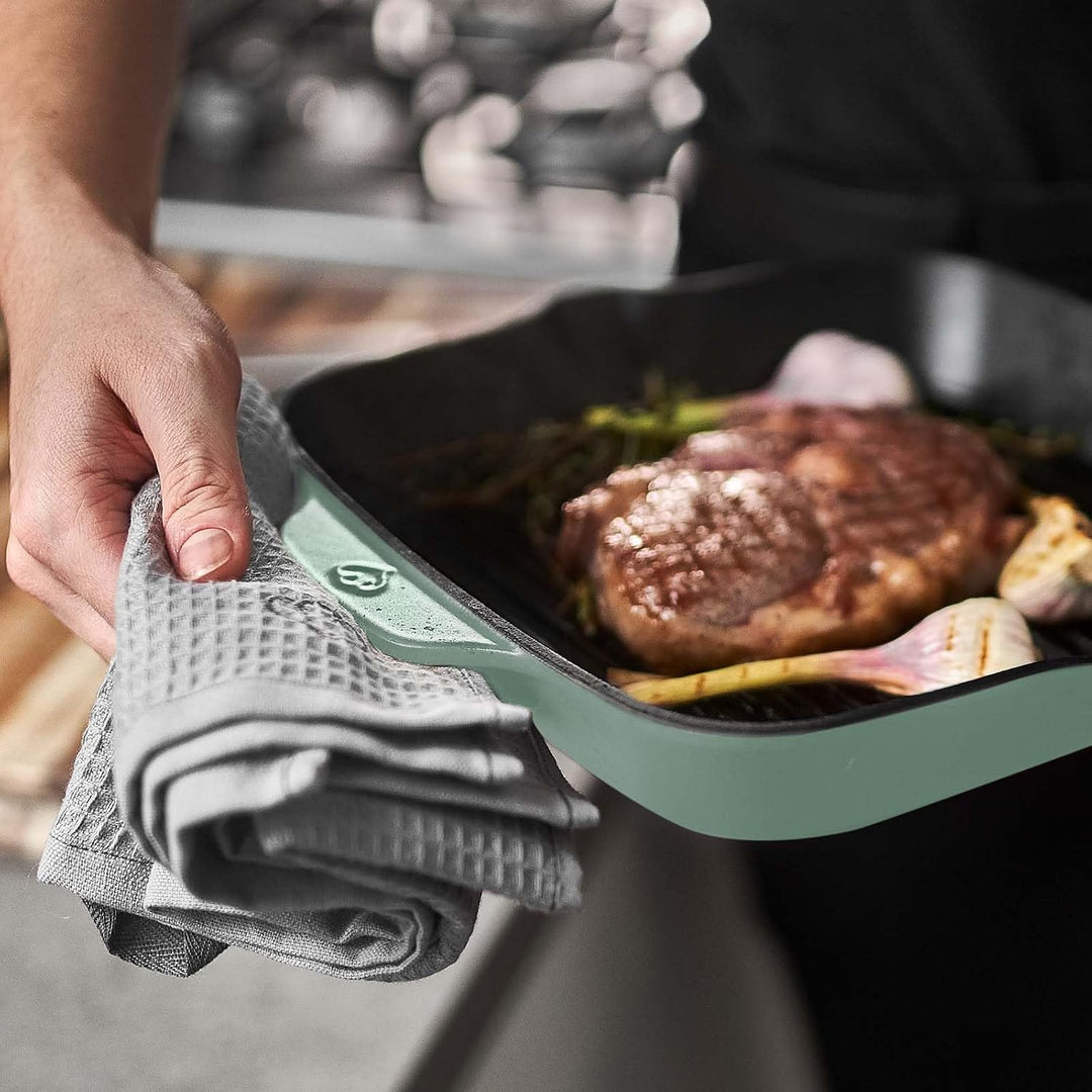 SPRINGLANE Gusseisen Grillpfanne Mint, 26 cm - Emailliert - Steakpfanne mit Grillstreben - Für alle