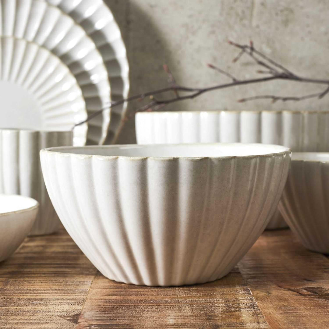 HOME DECO FACTORY, KA0411, Elegant Ceramic Salad Bowl, ideal for Salads and Fruit, Refined Design an