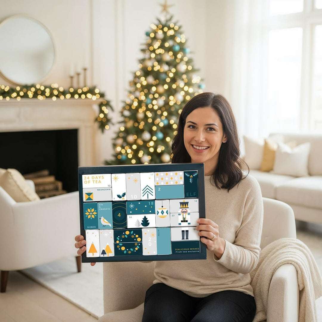 Erlebnis Tee Adventskalender 2025 - grosser Weihnachtskalender mit 24 verschiedenen Tee Sorten in Py