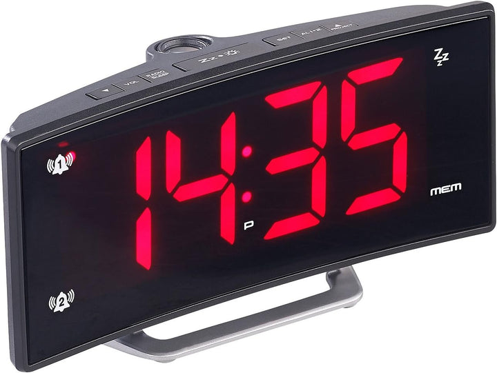 auvisio Weckradio: Projektions-Radiowecker mit Curved-Display, Dual-Alarm & USB-Ladeport (LED Wecker