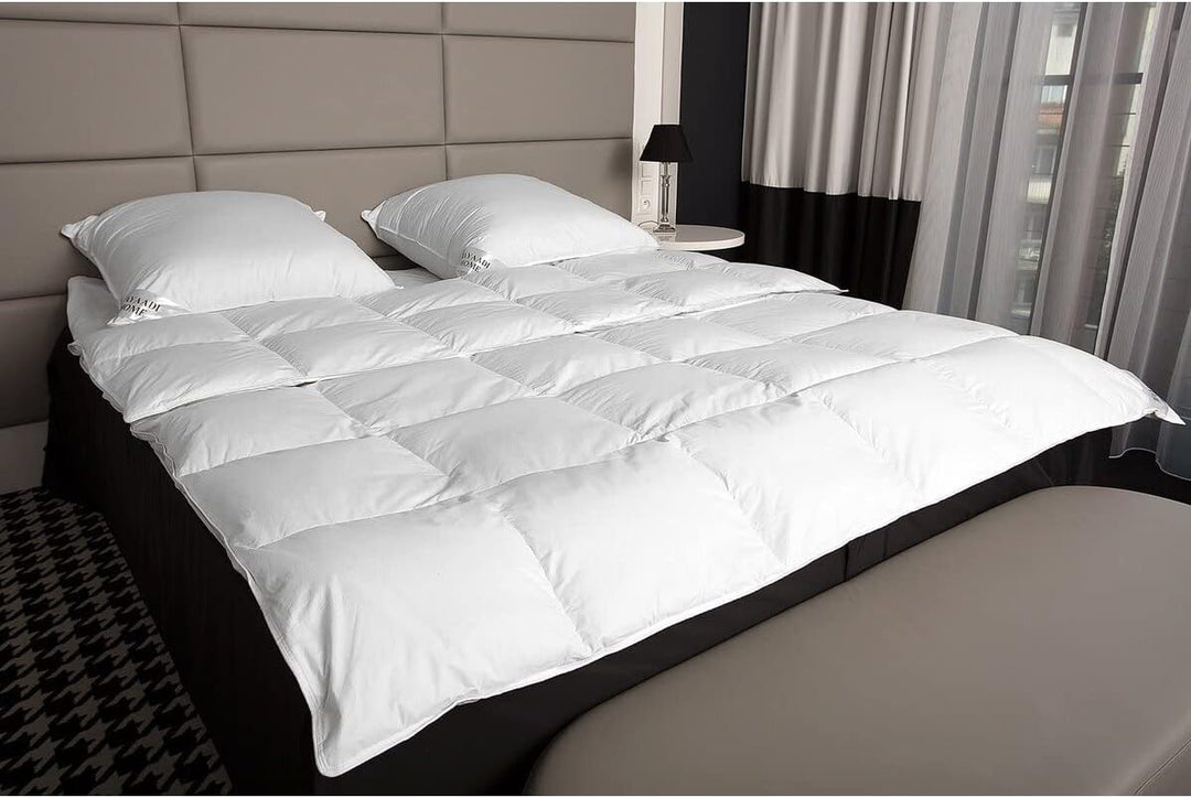 Mayaadi Home Daunendecke 240x260 cm | 1200g Bettdecke, 70% Gänsedaunen 30% Federn | 100% natürliche
