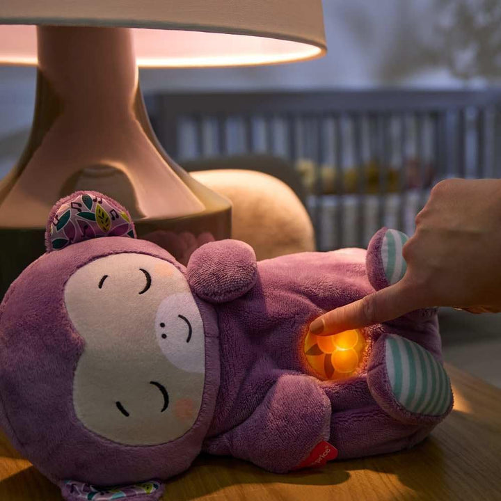 Fisher-Price Baby-Spielzeug Lila Schlummer-Affe, tragbare Plüsch-Spieluhr mit Atembewegungen und Lic