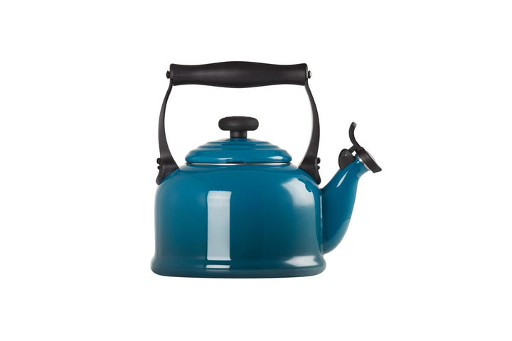 Le Creuset Wasserkessel Tradition, Füllmenge: 2,1 l, Emaillierter Stahl, Deep Teal, 92000800642000,
