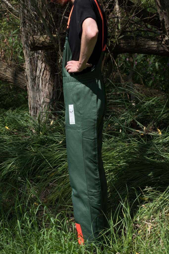 Schnittschutzhose Latzhose Grösse 98