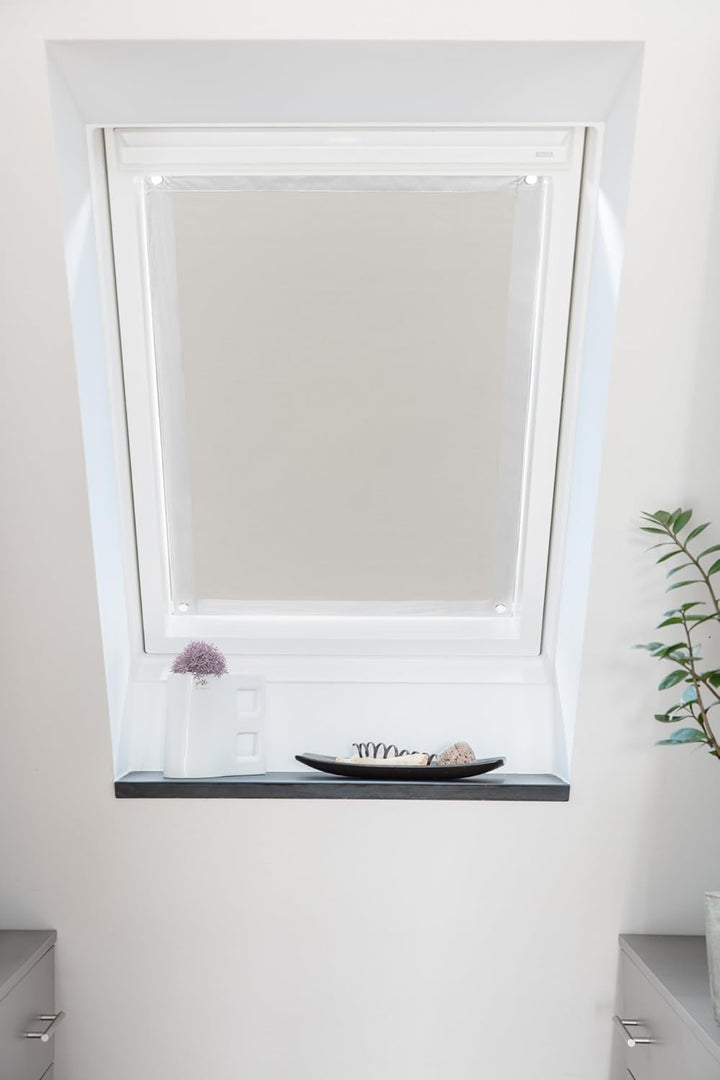 Lichtblick Dachfenster Sonnenschutz Sonnensegel für innen, Haftfix, ohne Bohren, Tageslicht, mit Sau