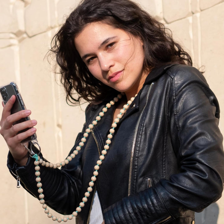 DROPLETSY Holzperlen Handykette universal, Schlüsselband, Kette, Necklace zum Umhängen - kompatibel