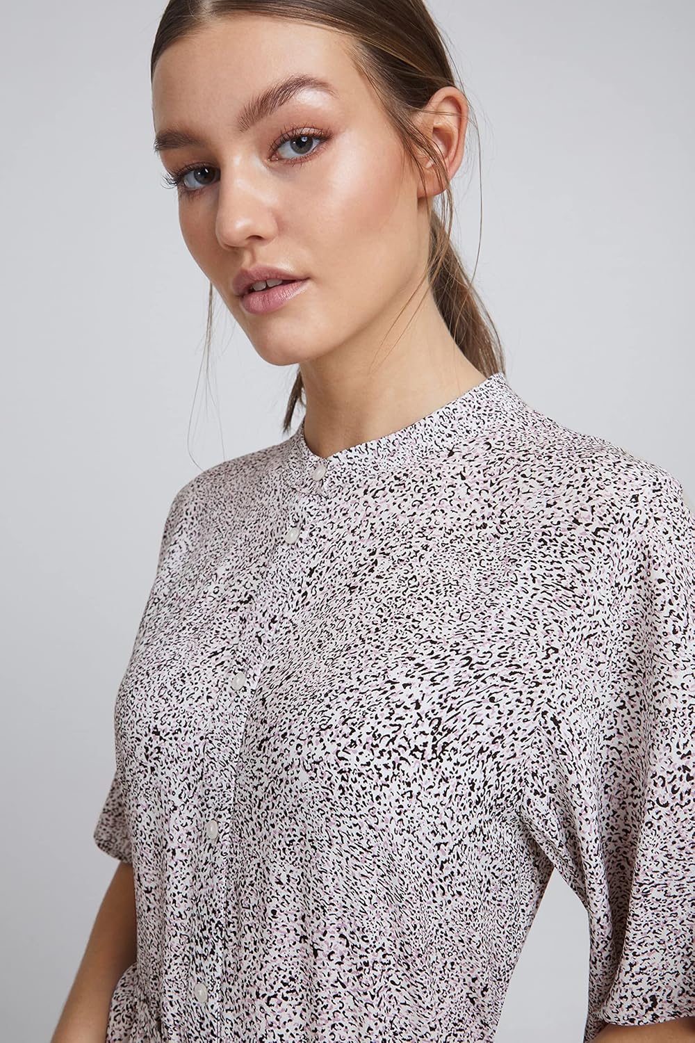 ICHI IHHARENA DR Damen Freizeitkleid Kleid Midikleid mit hochgeschlossenem Auschnitt und weiten Ärme
