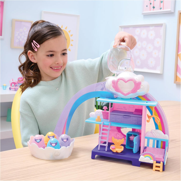 Hatchimals Alive Kinderzimmer Spielset - mit 4 Mini-Figuren in 4 selbstschlüpfenden Eiern und 13 Zub