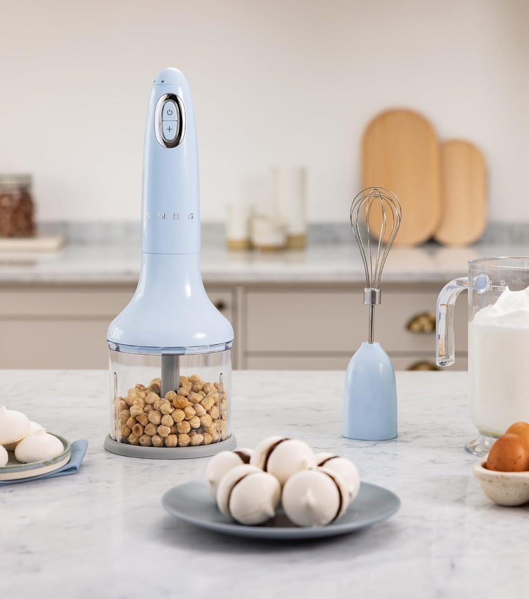 Smeg, Stabmixer HBF03WHEU, Turbo-Funktion und Flowblend-Schneidesystem, mit Rutschfestem Griff, Inte