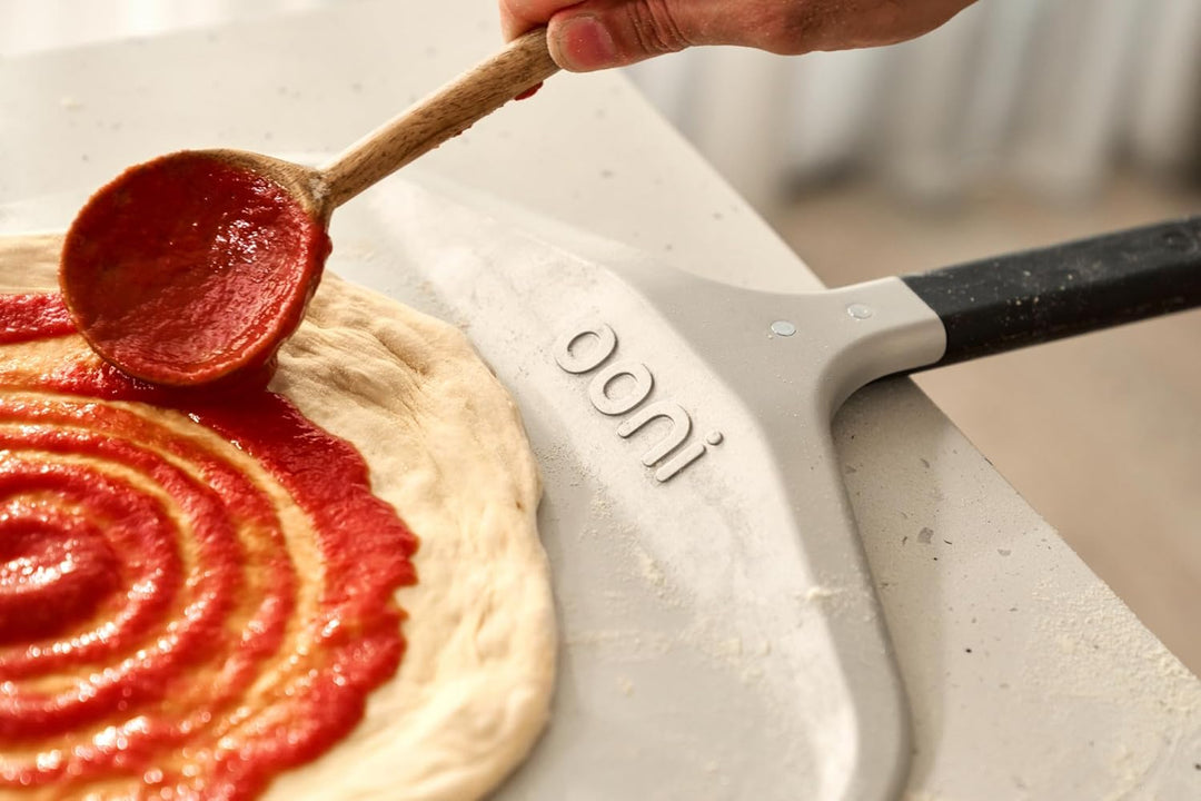 Ooni 30,5 cm kompakter Pizzaschieber - Pizzaschieber aus Metall, 30,5 cm, leichter Pizzaschieber mit
