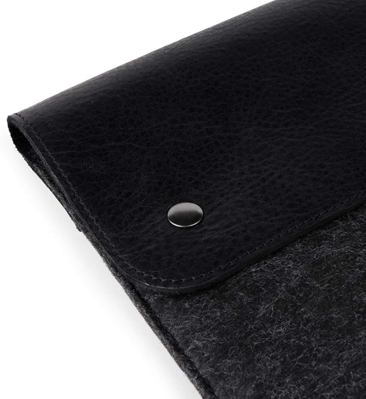 MegaGear MacBook-Tasche aus echtem Leder und Fleece, Laptop-Hülle für MacBook Pro und MacBook Air Hü