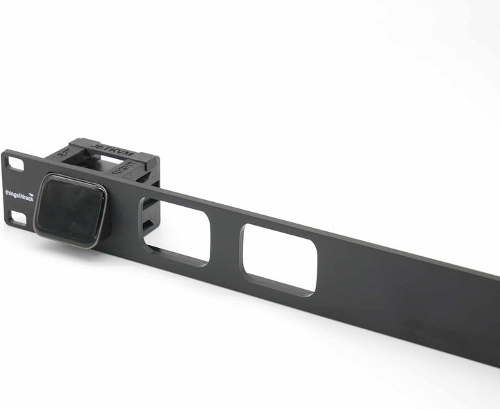 Rackhalterung für 3 Stück JetKvm - 2 Abdeckplatten