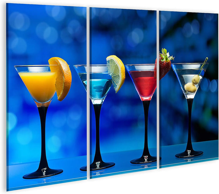 islandburner Bild auf Leinwand Verschiedene Cocktails Garniert Mit Früchten Auf Glastisch In Bar Bil