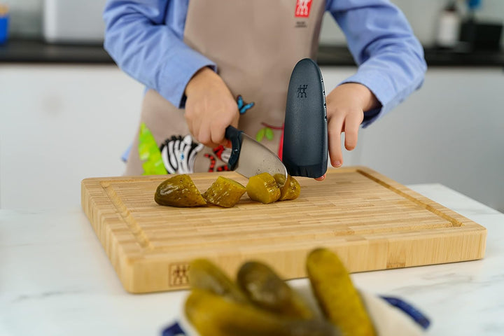 ZWILLING Twinny Kinderkochmesser, 10 cm, mit Fingerschutz, Edelstahl, Abgerundete Klingenform, Kindg
